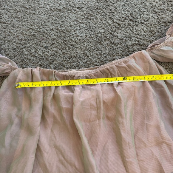 Wishlist Apparel Off Shoulder Chiffon Metallic Lined Blouse Top Blush Size M - Picture 9 of 10